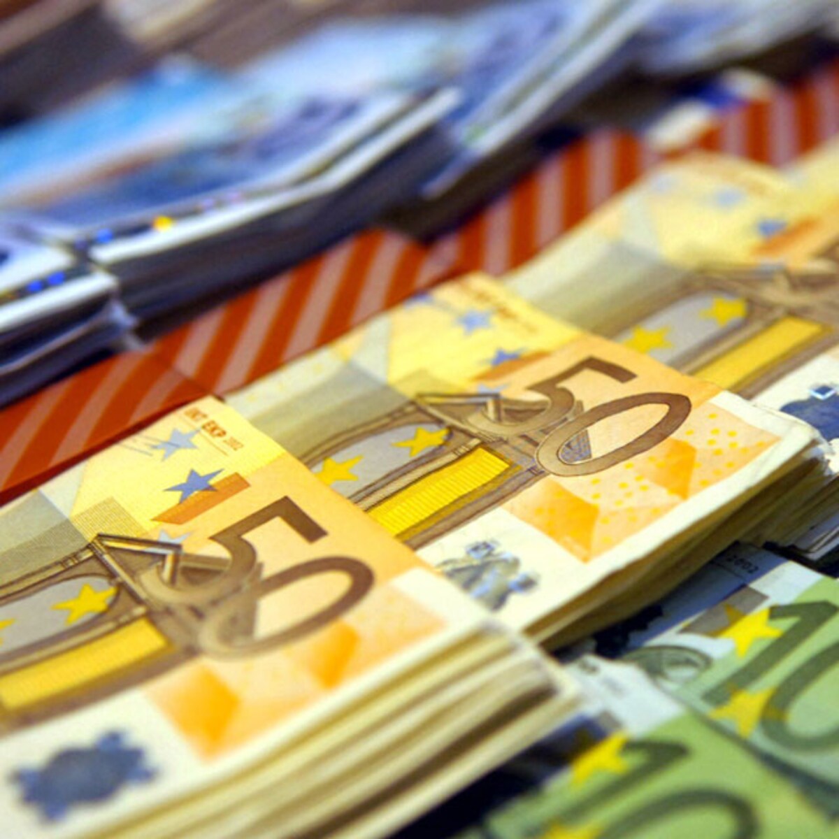 300 Euro Lenen: Een Snelle Financiële Oplossing