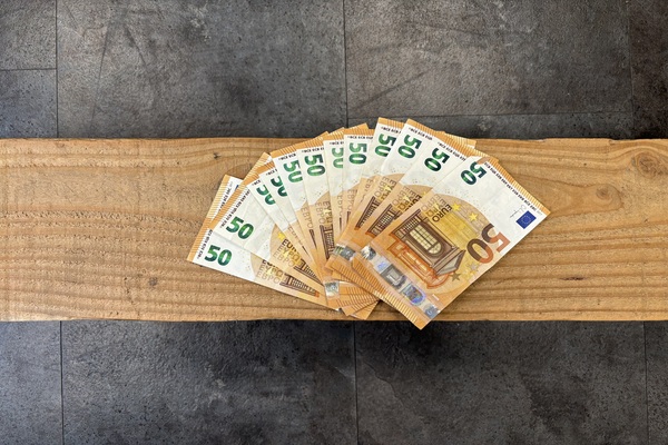 Snel Geld Lenen Online: Eenvoudig en Efficiënt!