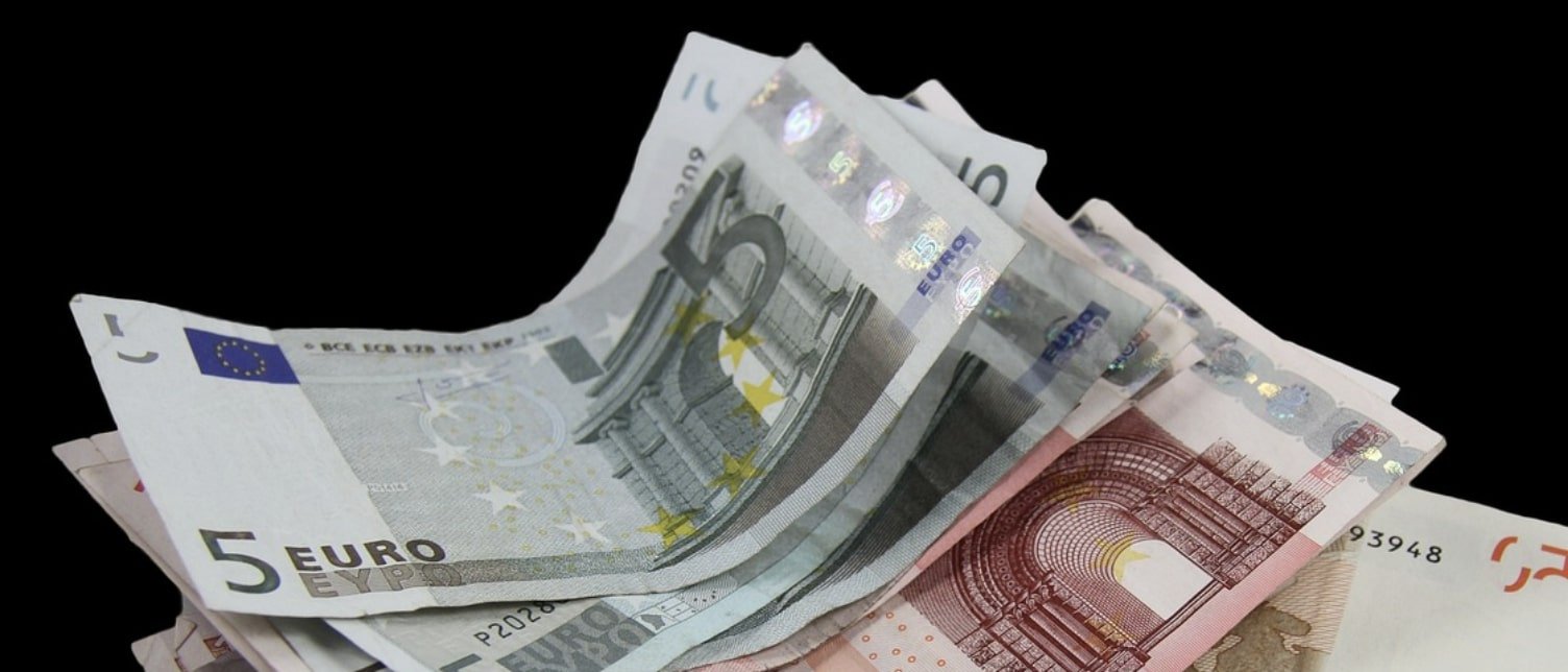 Direct Geld Lenen Op Je Rekening: Snel en Eenvoudig Financiële Ruimte Creëren